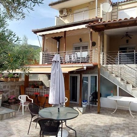 Apartments Bela Palaiontsiflikion Exterior photo